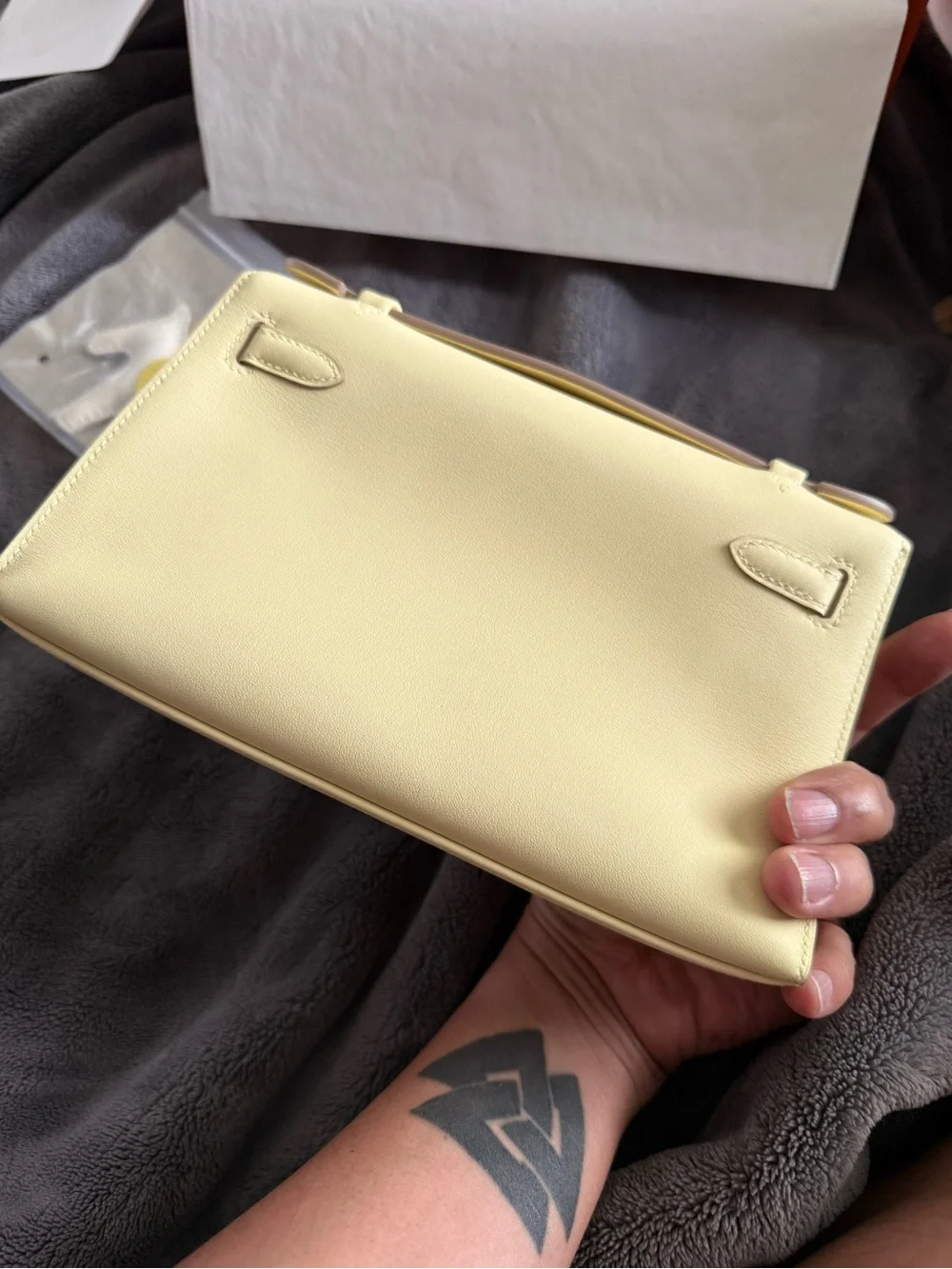 Elegant Cream Leather Top-Handle Bag